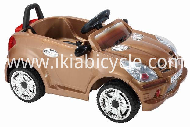 New Model LED Light Children Ride On Car