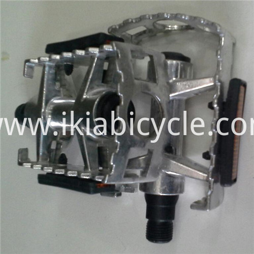 Cycle Cleats and Pedals